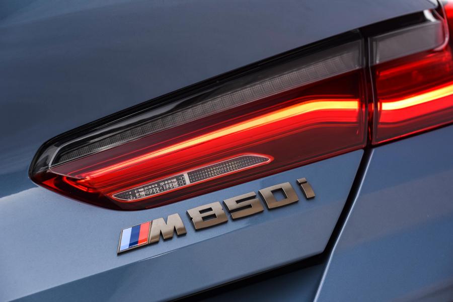 Логотип BMW M850i xDrive Gran Coupe (G16) 2020 года  (ZA) (фото 23 из 23)
